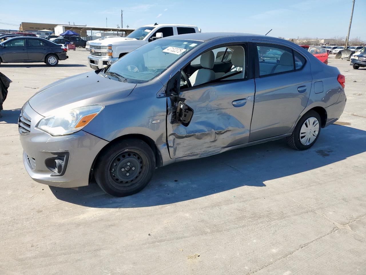 MITSUBISHI MIRAGE G4 2017