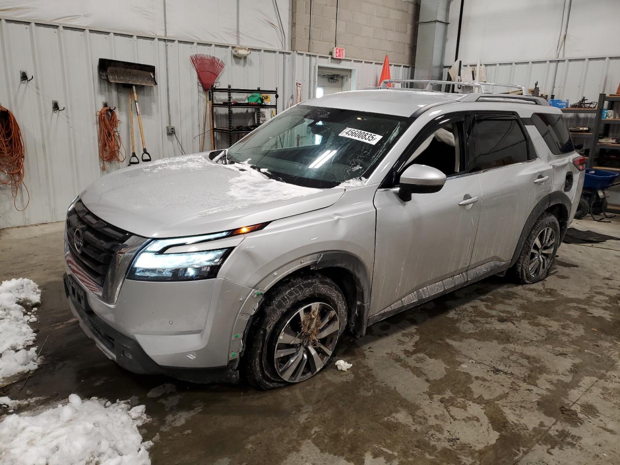NISSAN PATHFINDER 2022