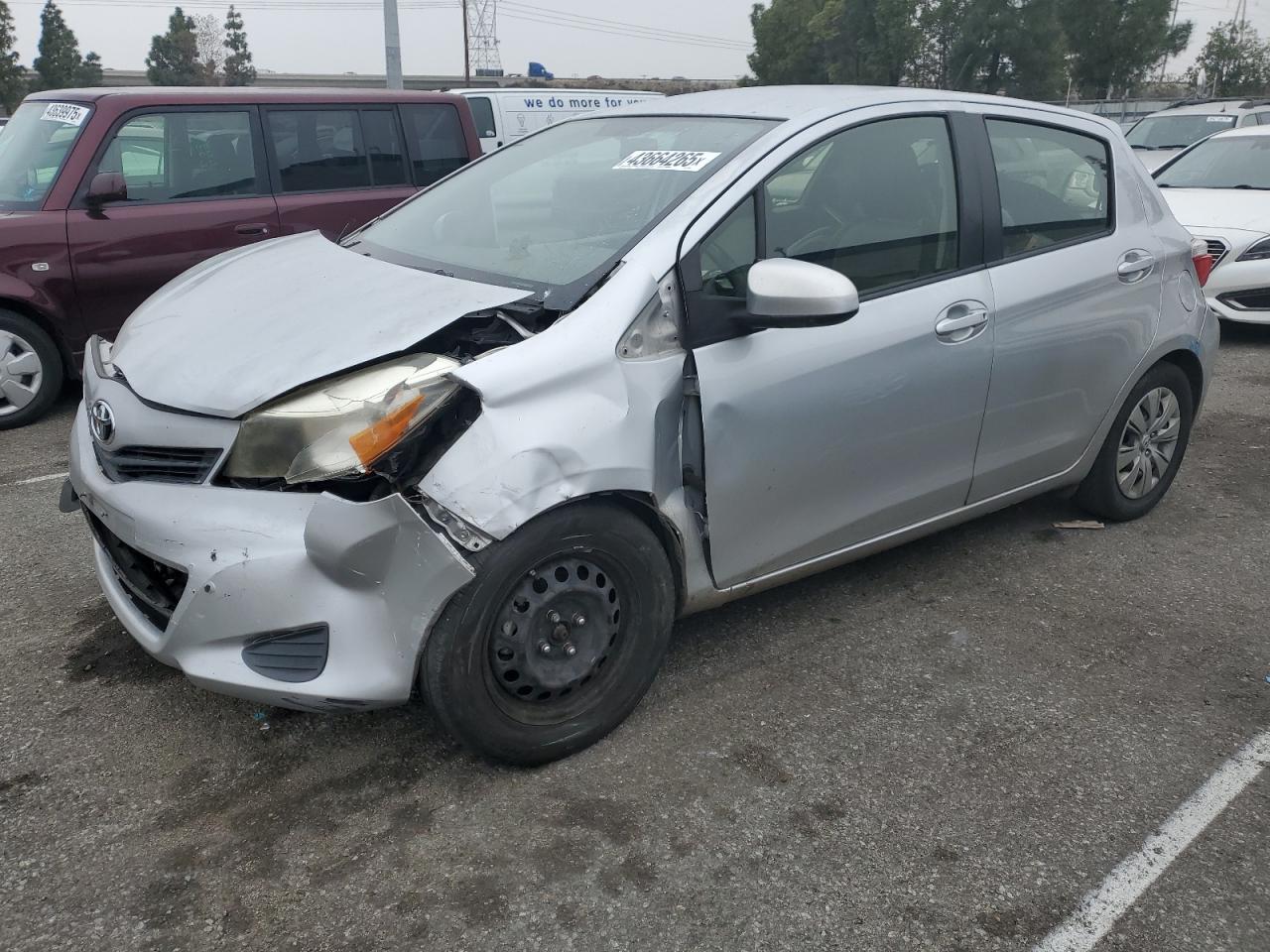 TOYOTA YARIS 2013
