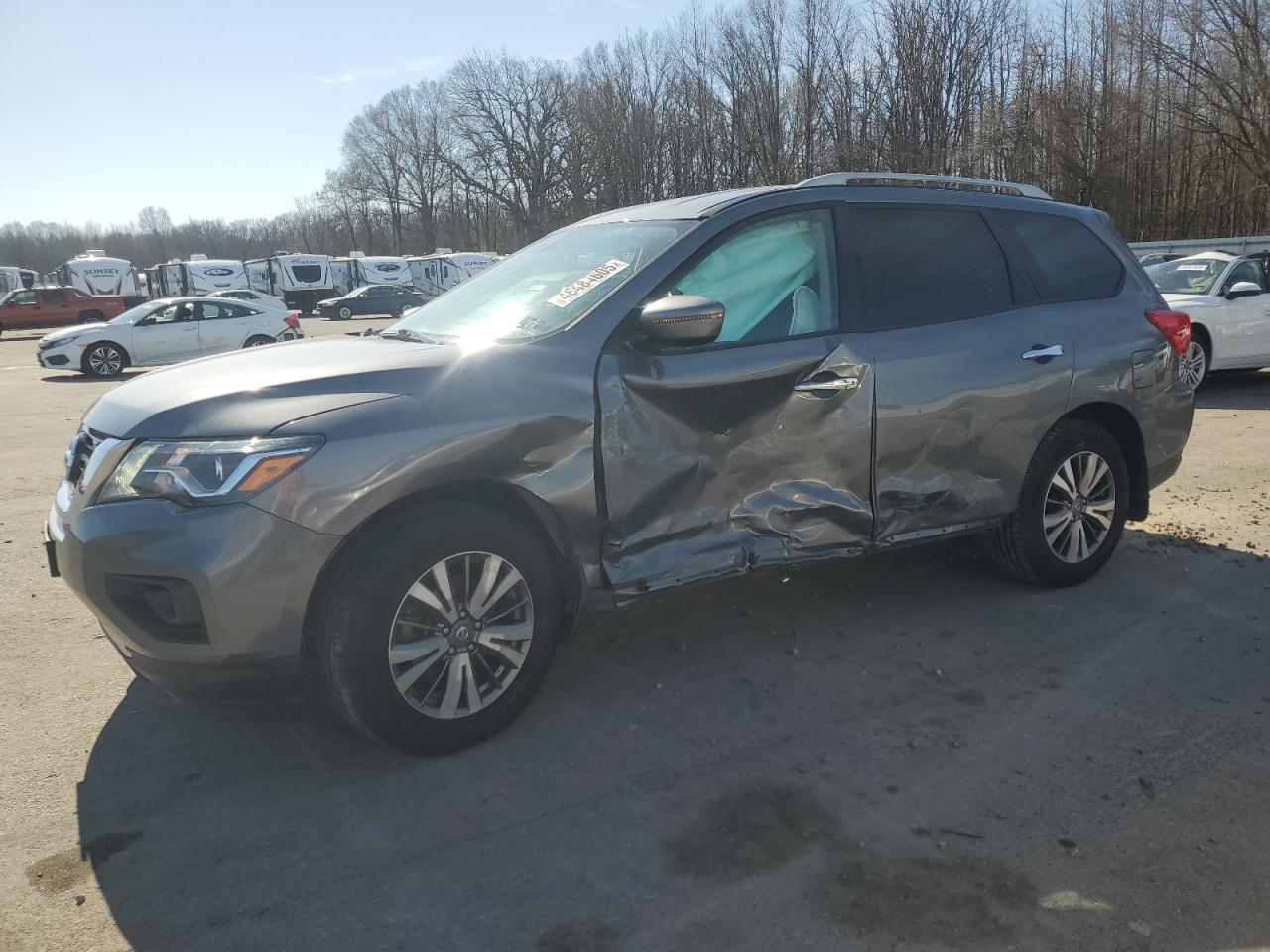 NISSAN PATHFINDER 2019