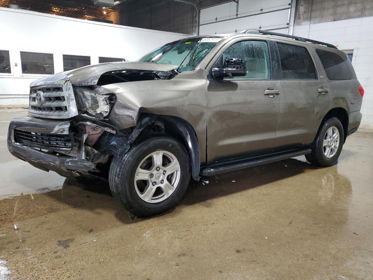 TOYOTA SEQUOIA SR 2013