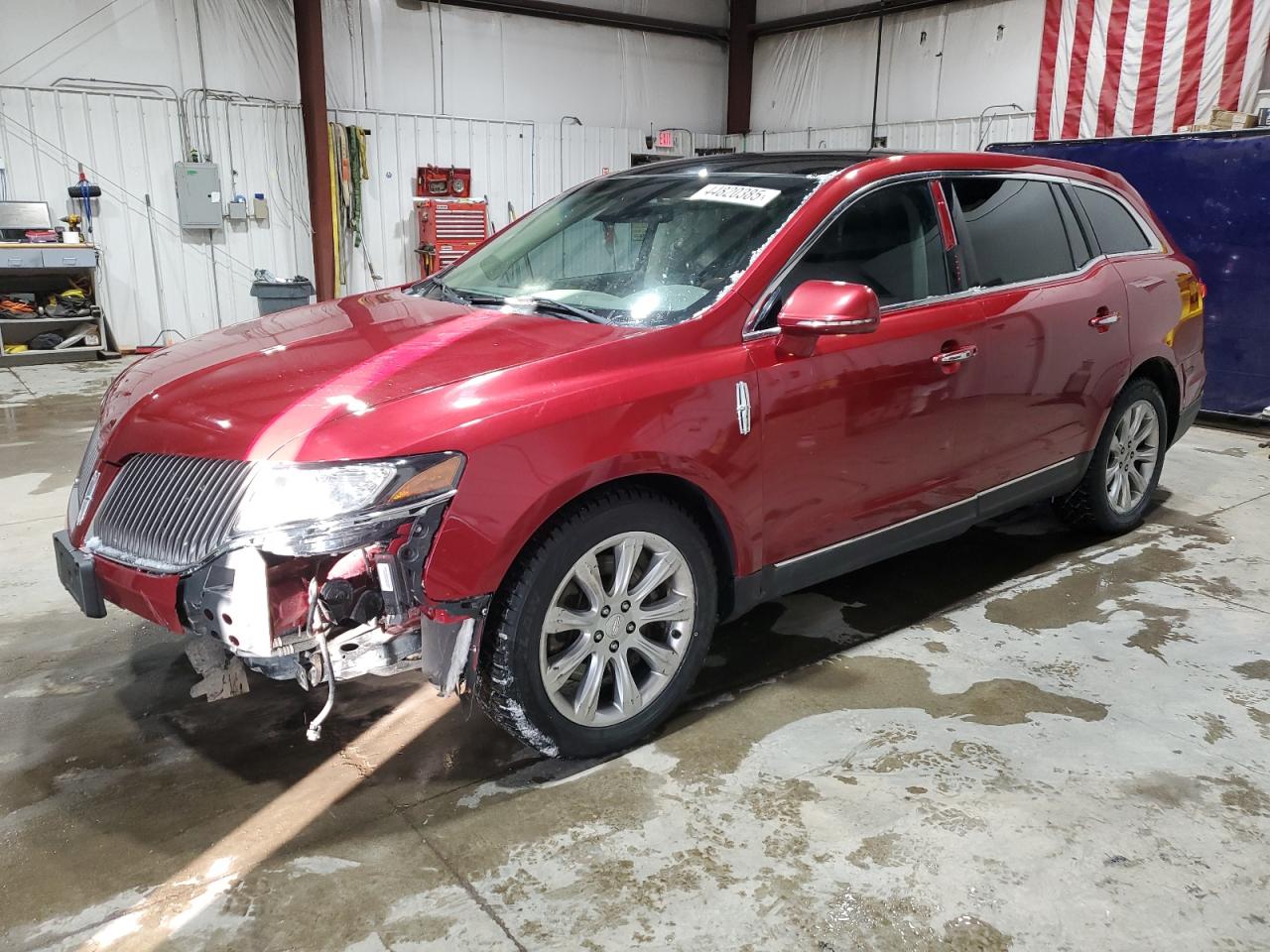 LINCOLN MKT 2014