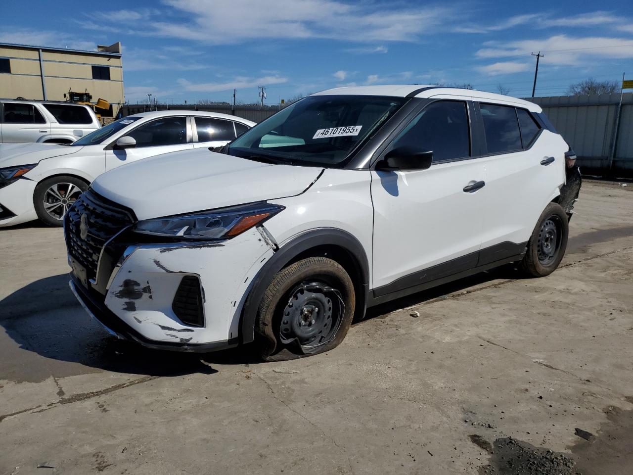 NISSAN KICKS S 2024