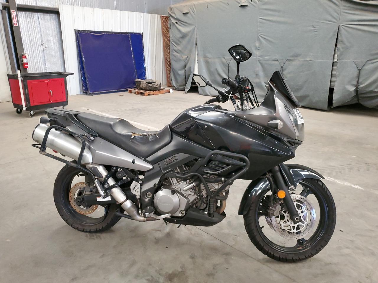 SUZUKI DL1000 2009