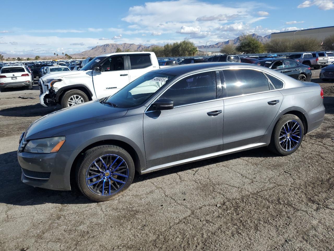 VOLKSWAGEN PASSAT SE 2015