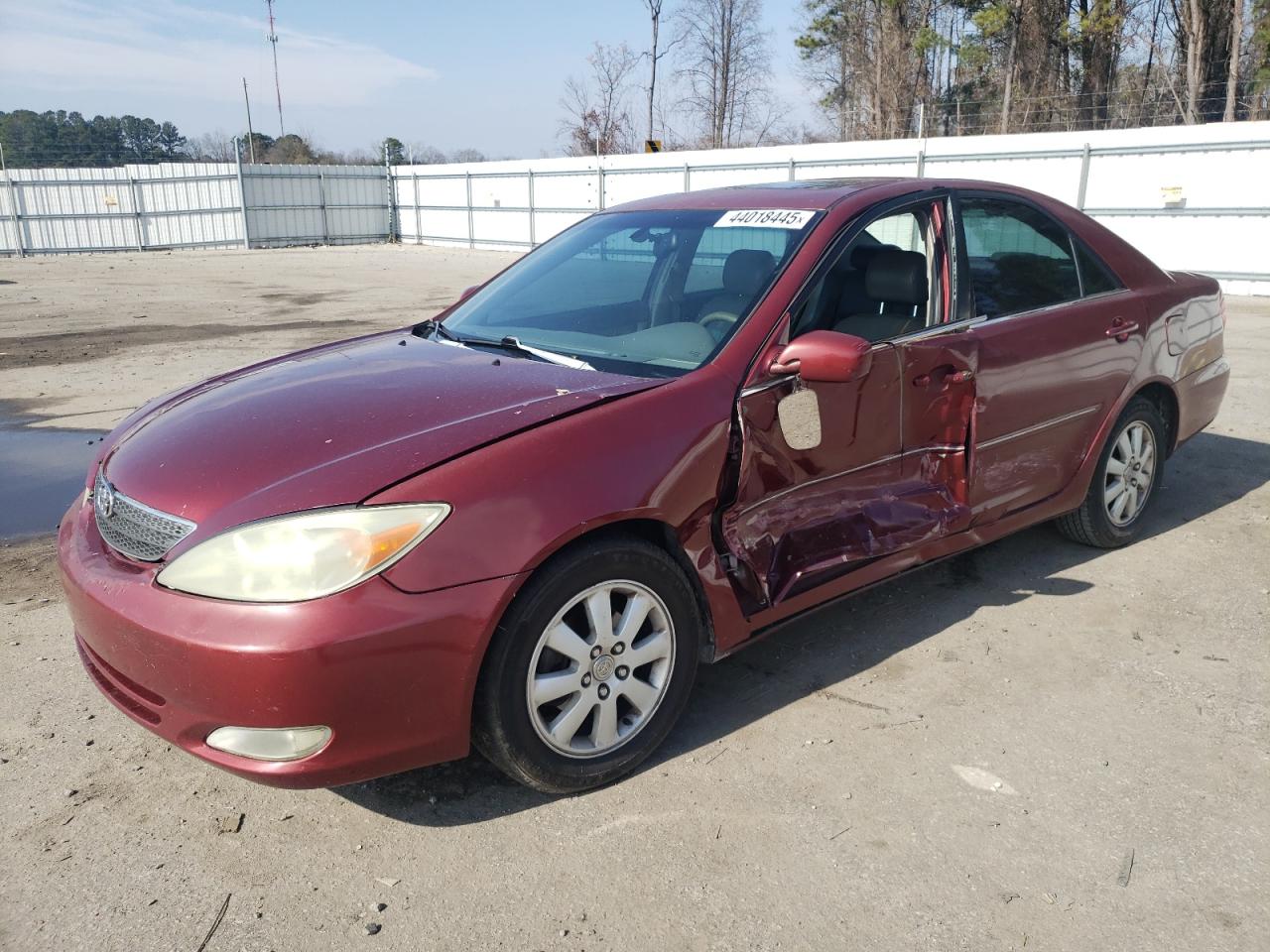 TOYOTA CAMRY LE 2004