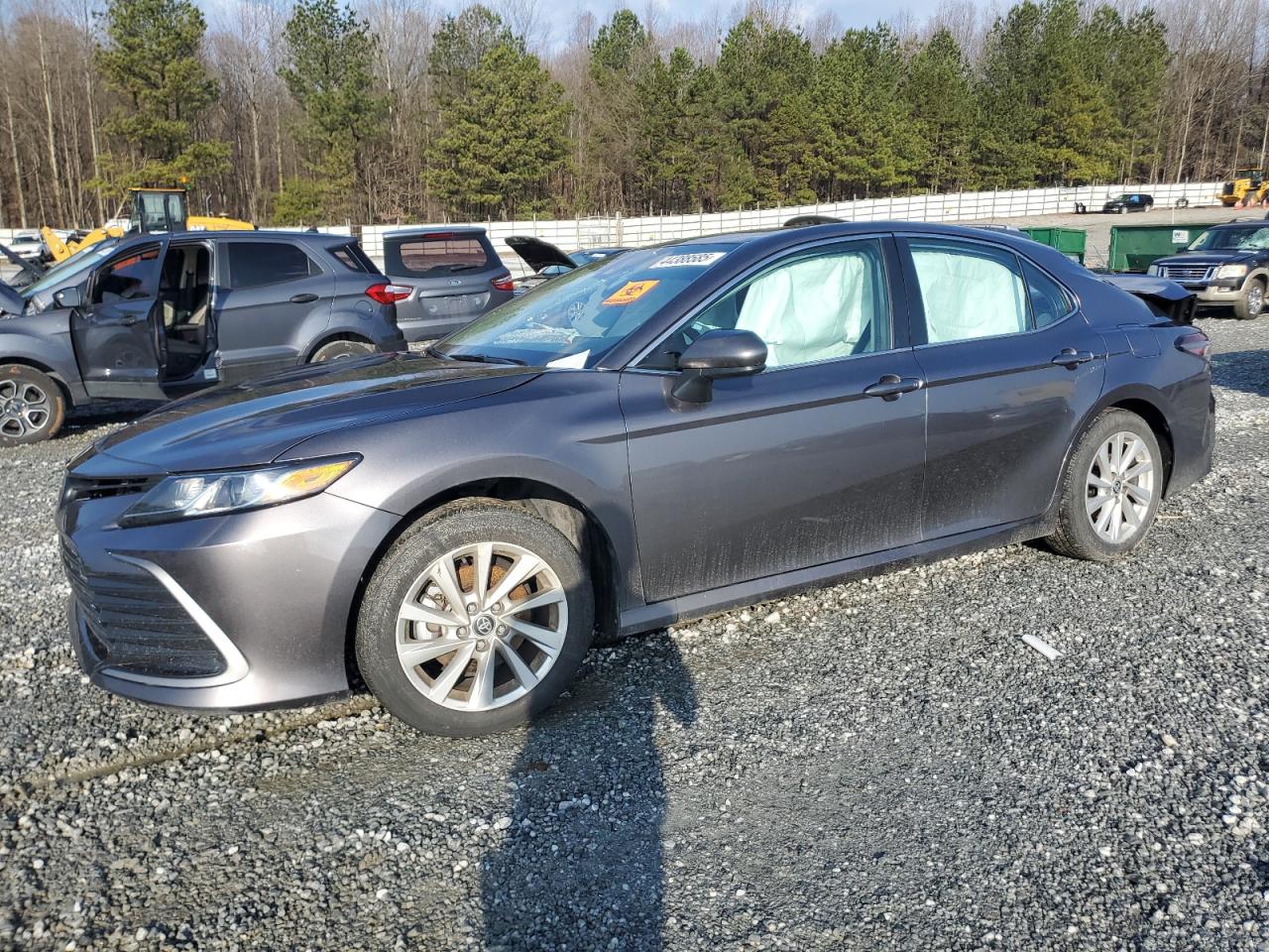 TOYOTA CAMRY LE 2023
