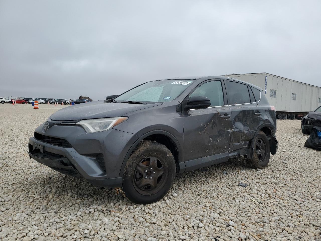TOYOTA RAV4 LE 2018