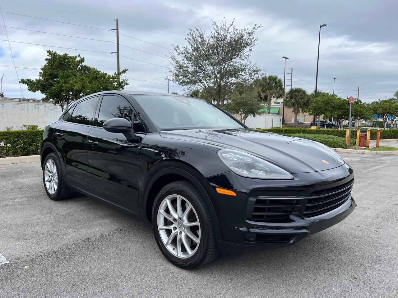 PORSCHE CAYENNE CO 2021