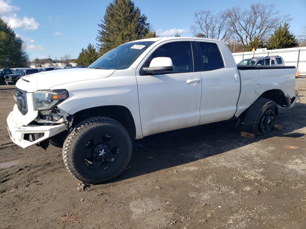 TOYOTA TUNDRA DOU 2015