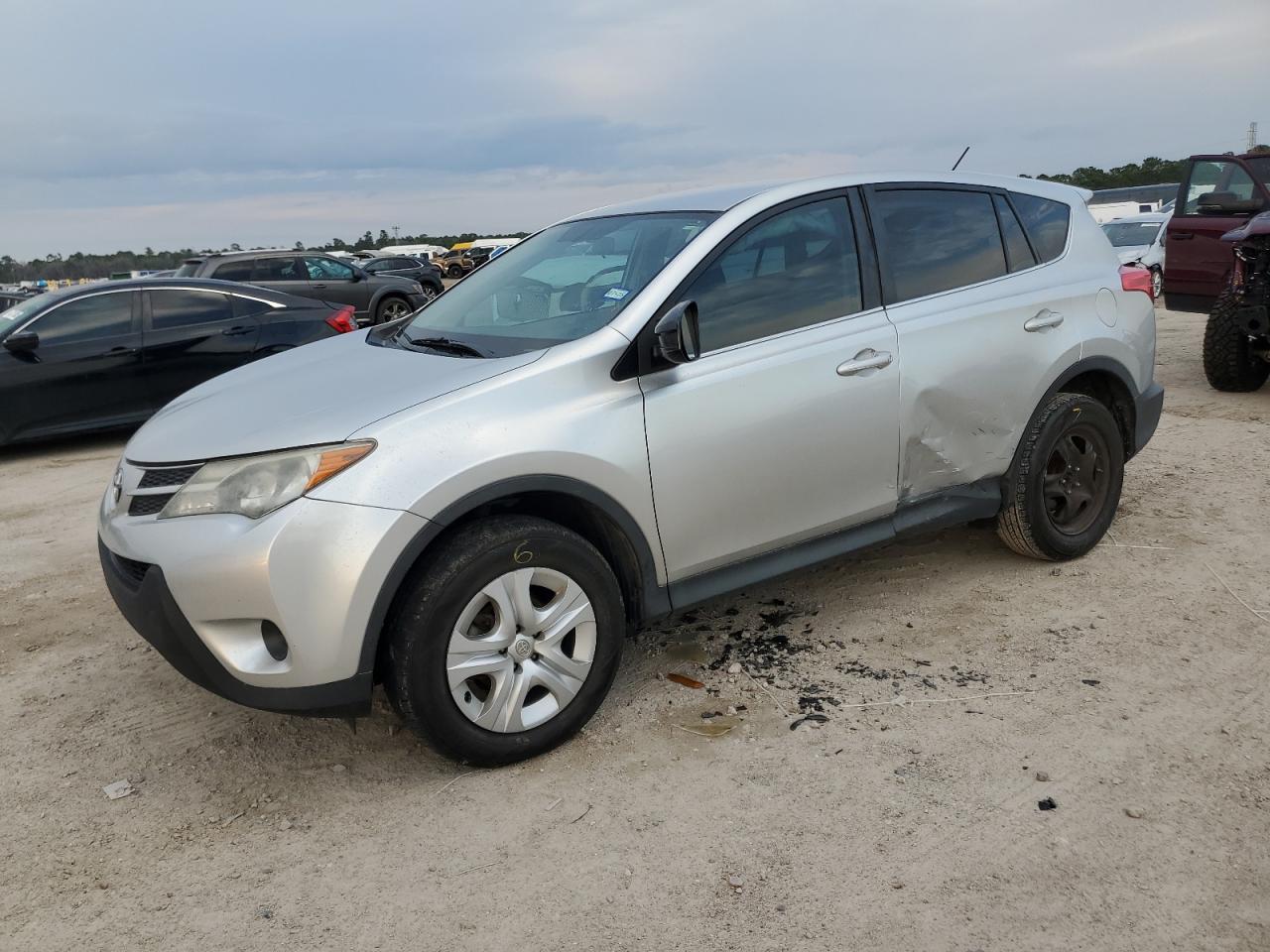 TOYOTA RAV4 LE 2013