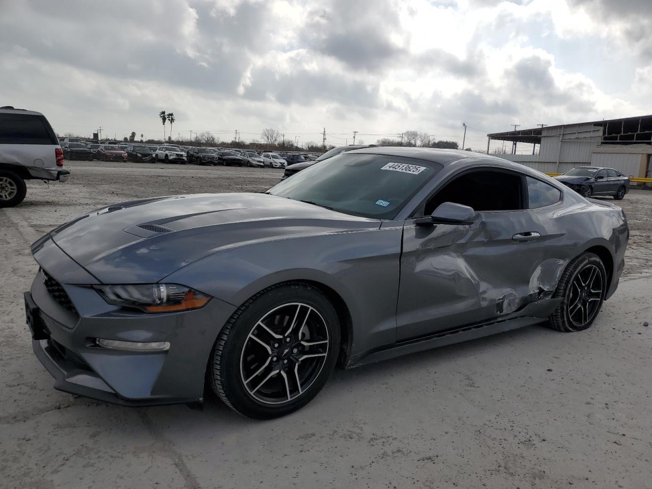 FORD MUSTANG 2022
