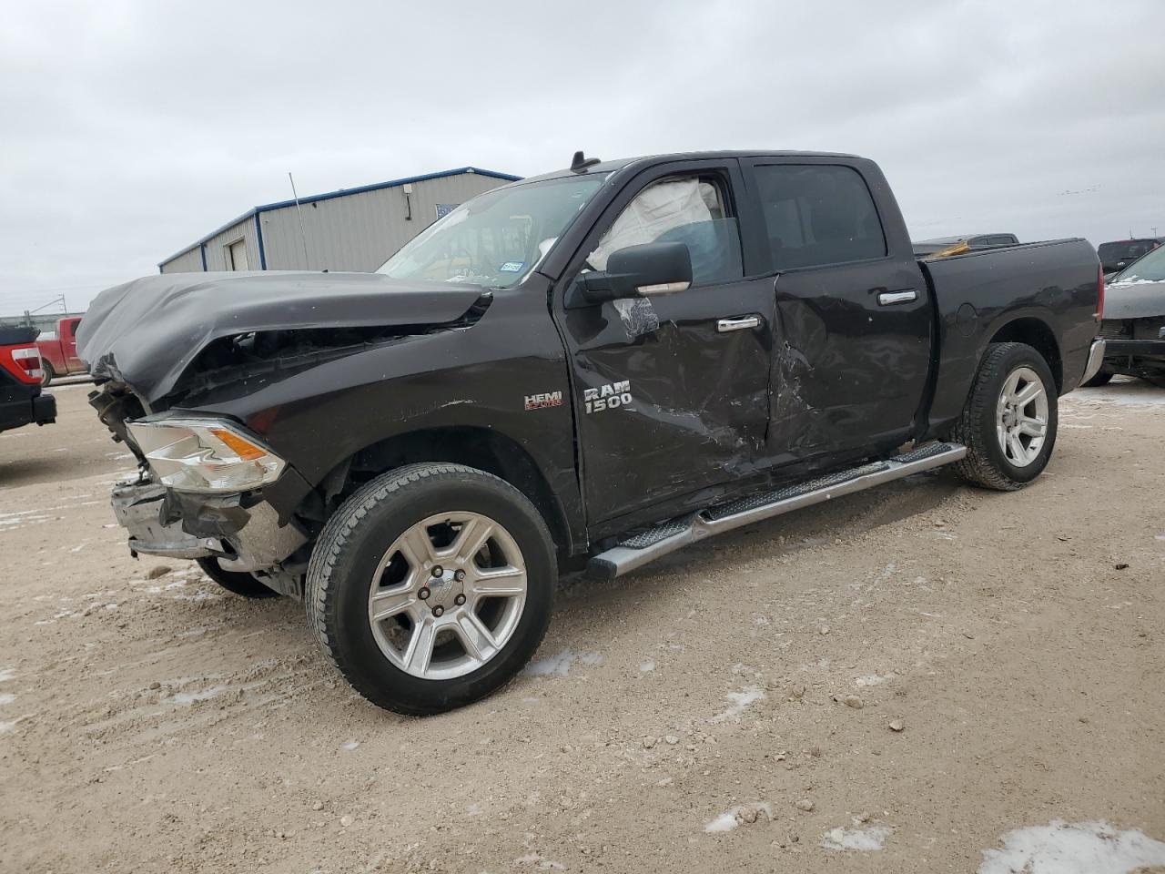 RAM 1500 SLT 2017