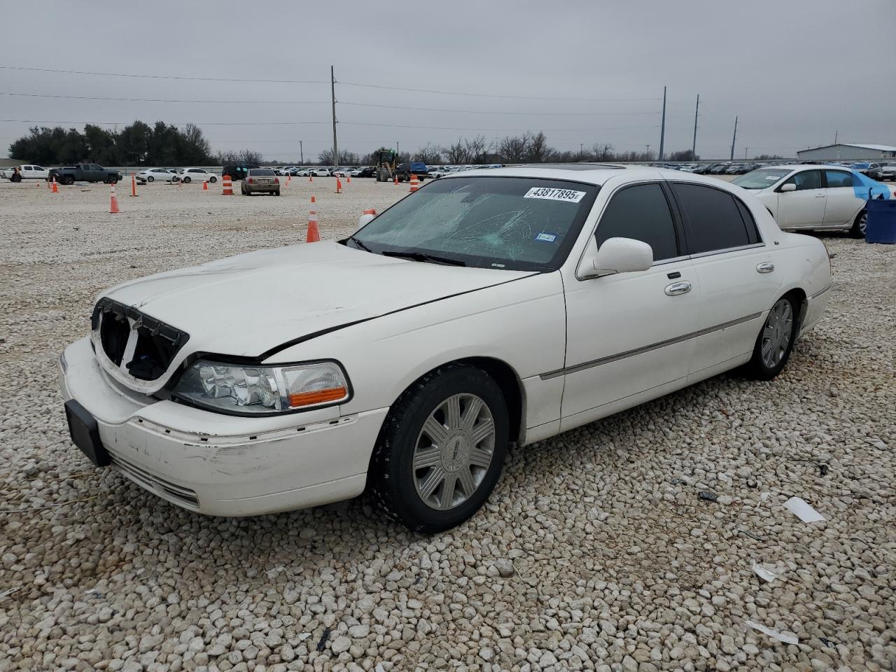 LINCOLN TOWN CAR C 2003