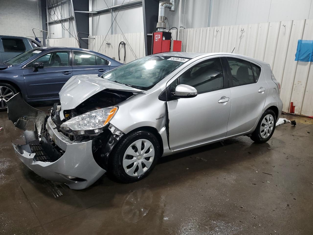 TOYOTA PRIUS C 2014