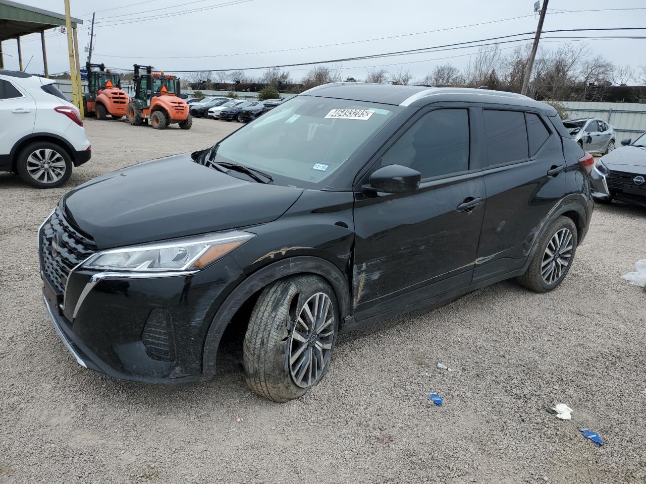 NISSAN KICKS SV 2024