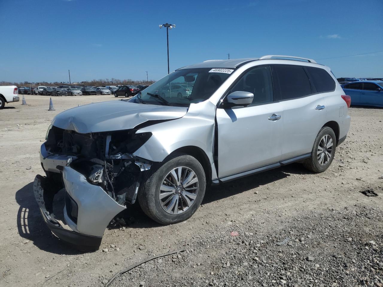 NISSAN PATHFINDER 2020