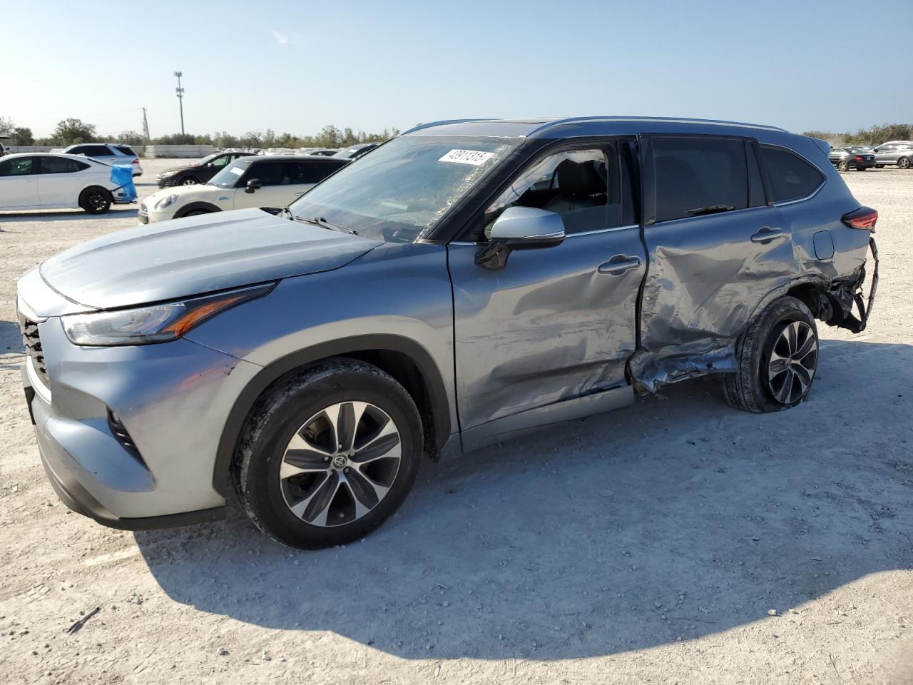 TOYOTA HIGHLANDER 2020