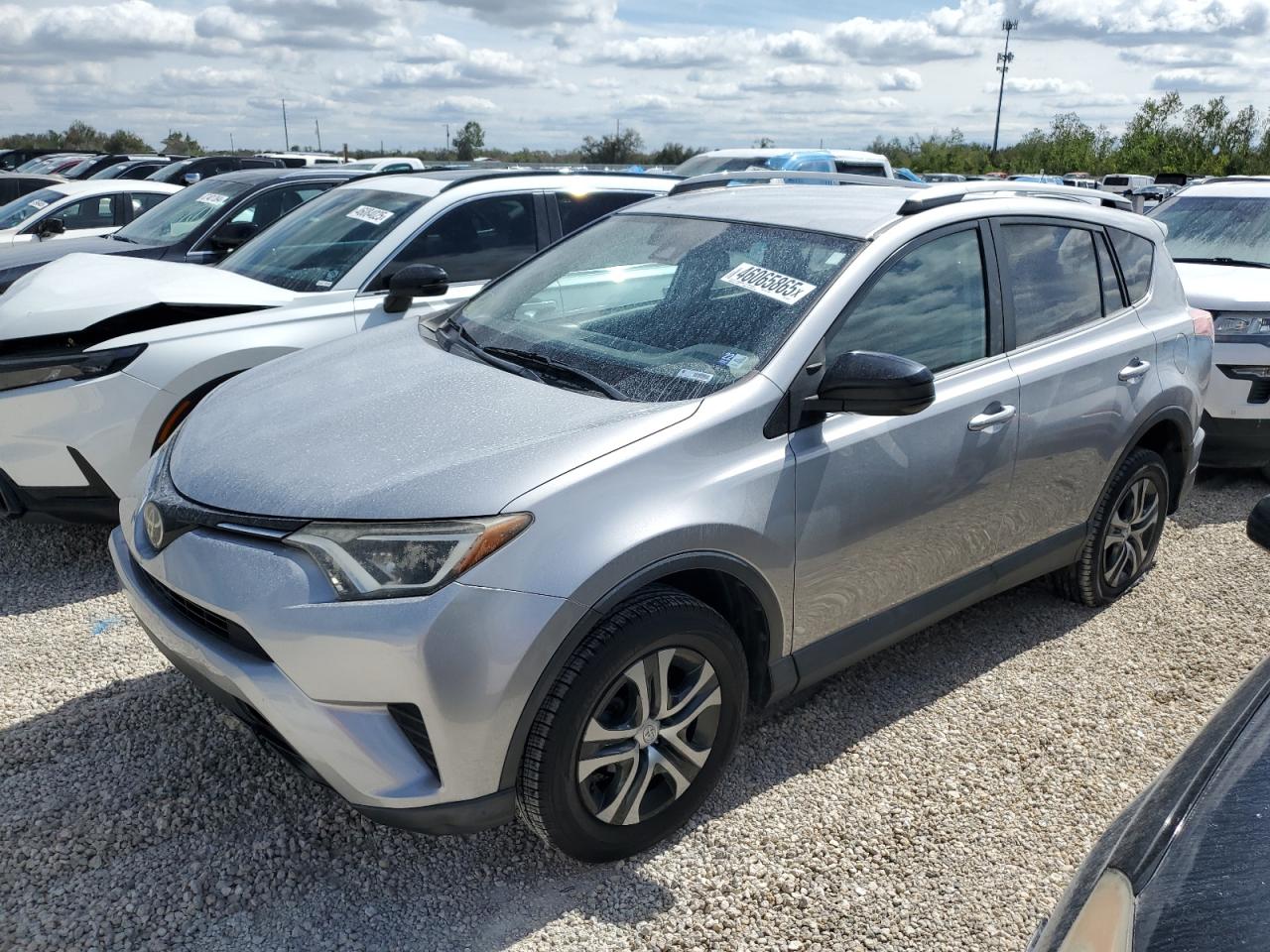 TOYOTA RAV4 LE 2017