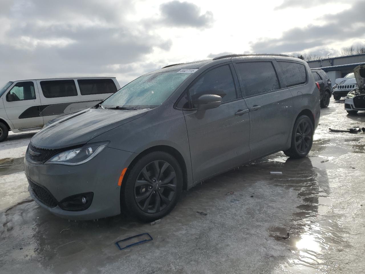 CHRYSLER PACIFICA L 2020