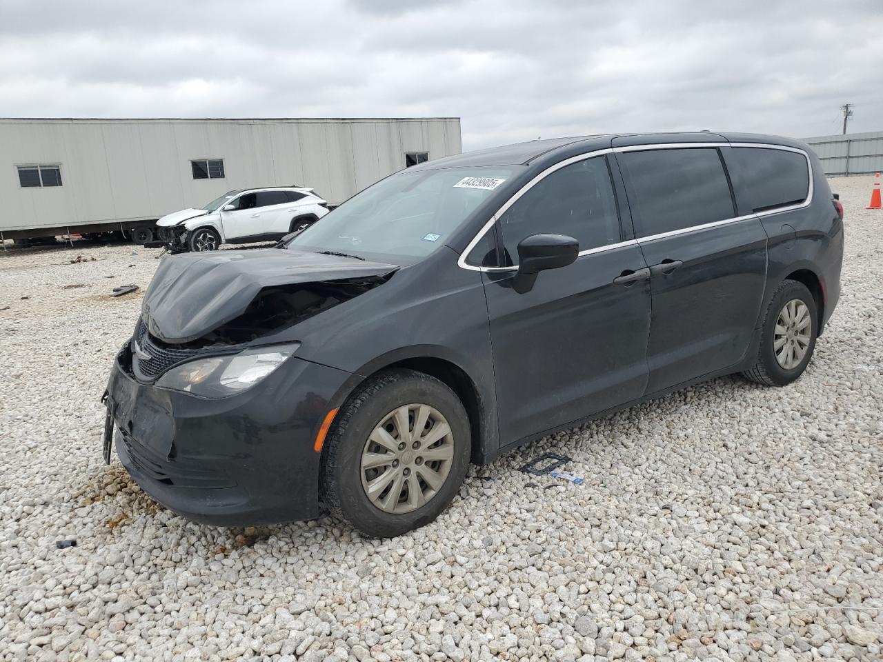 CHRYSLER VOYAGER L 2020