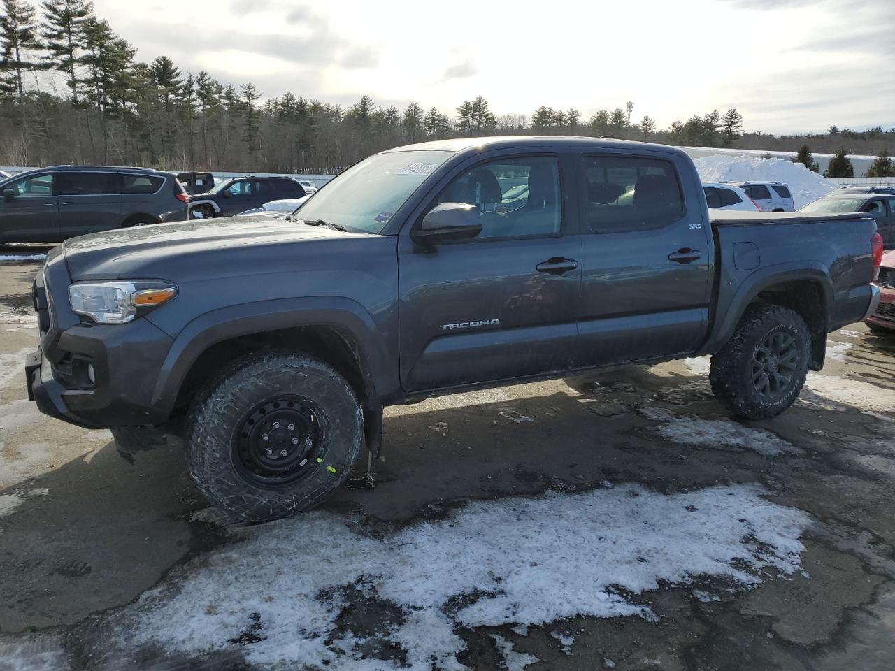 TOYOTA TACOMA DOU 2021