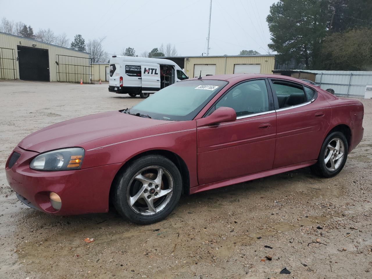 PONTIAC GRAND PRIX 2004