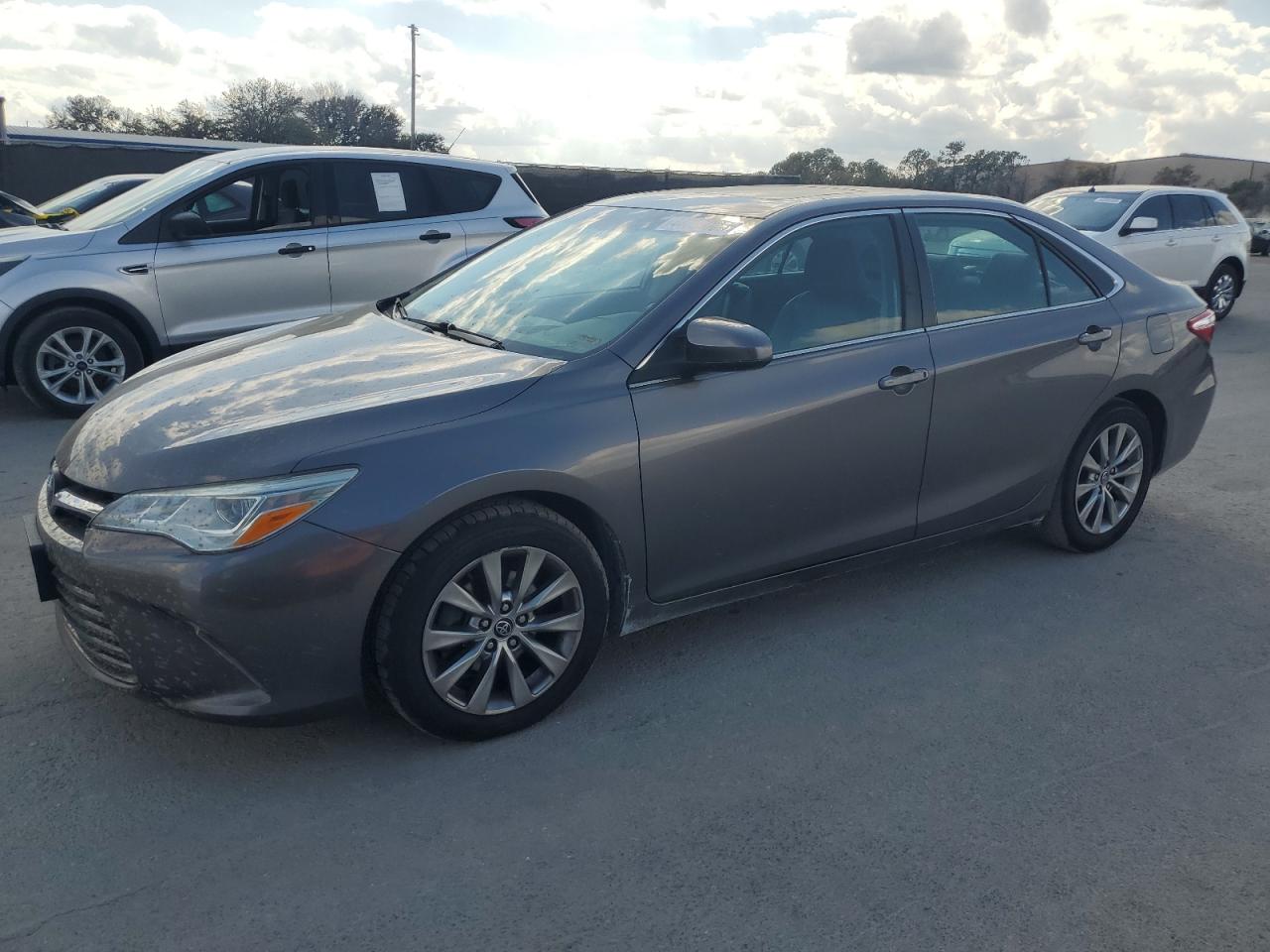 TOYOTA CAMRY XSE 2015