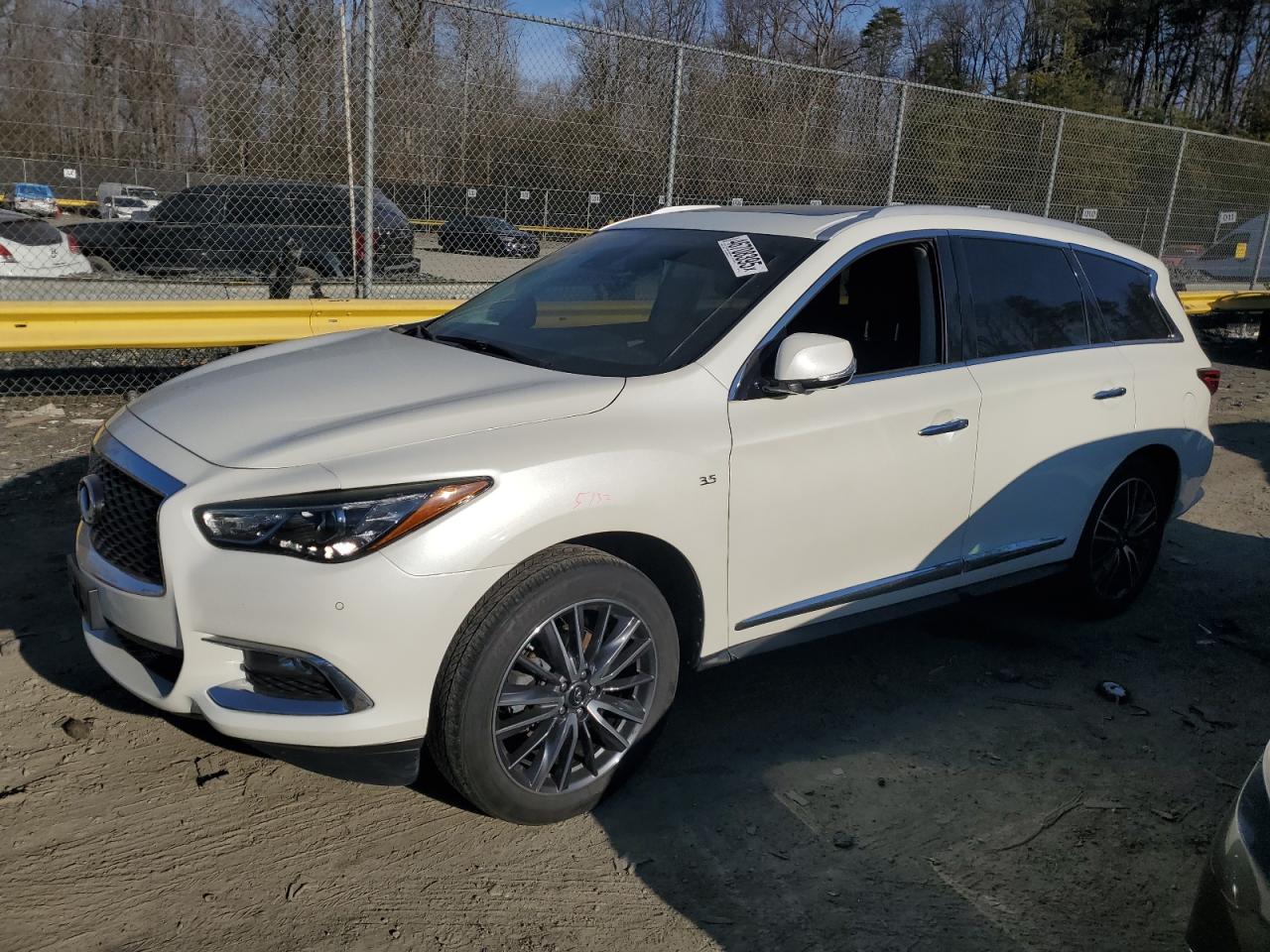 INFINITI QX60 LUXE 2019