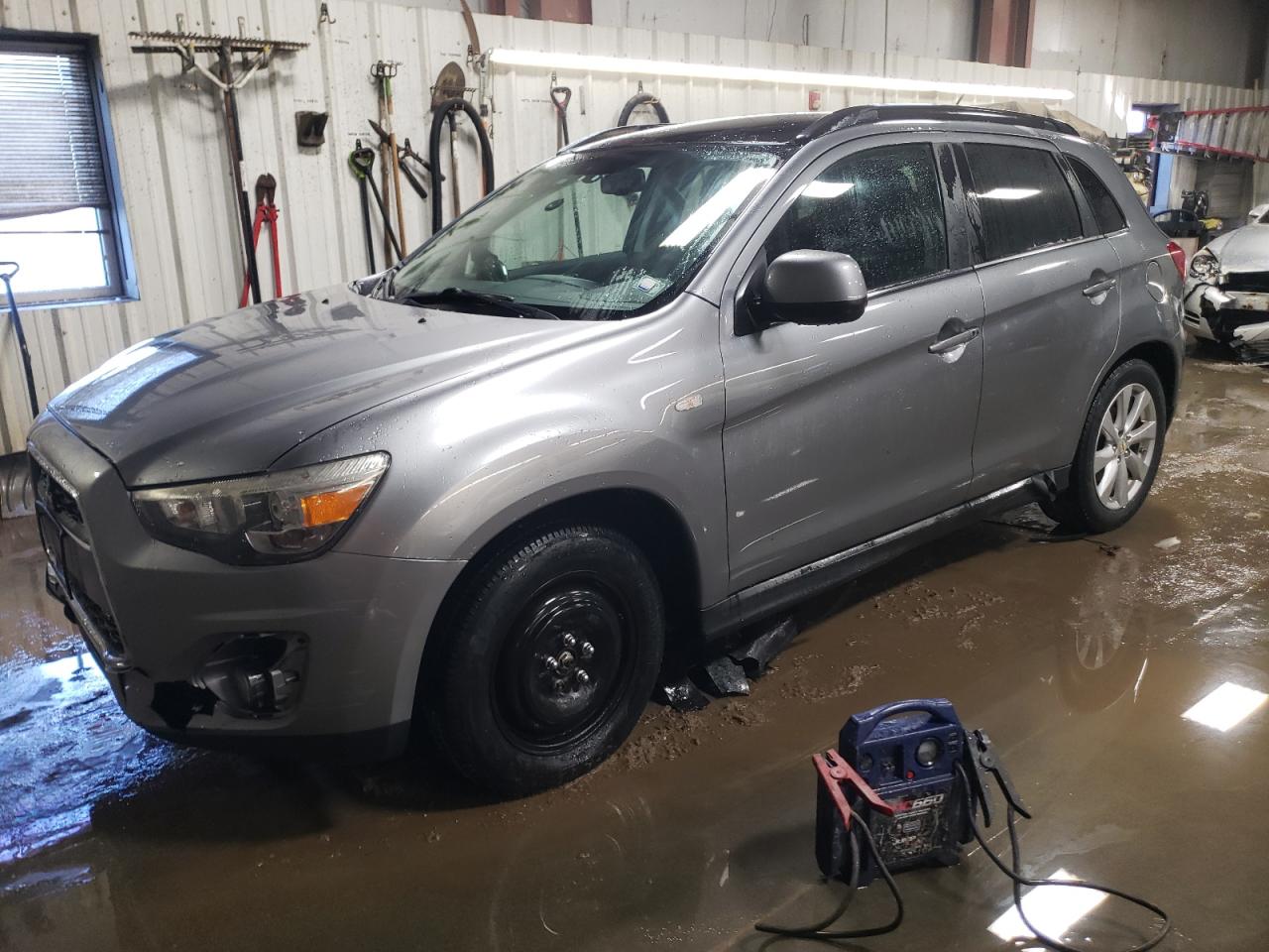 MITSUBISHI OUTLANDER 2014