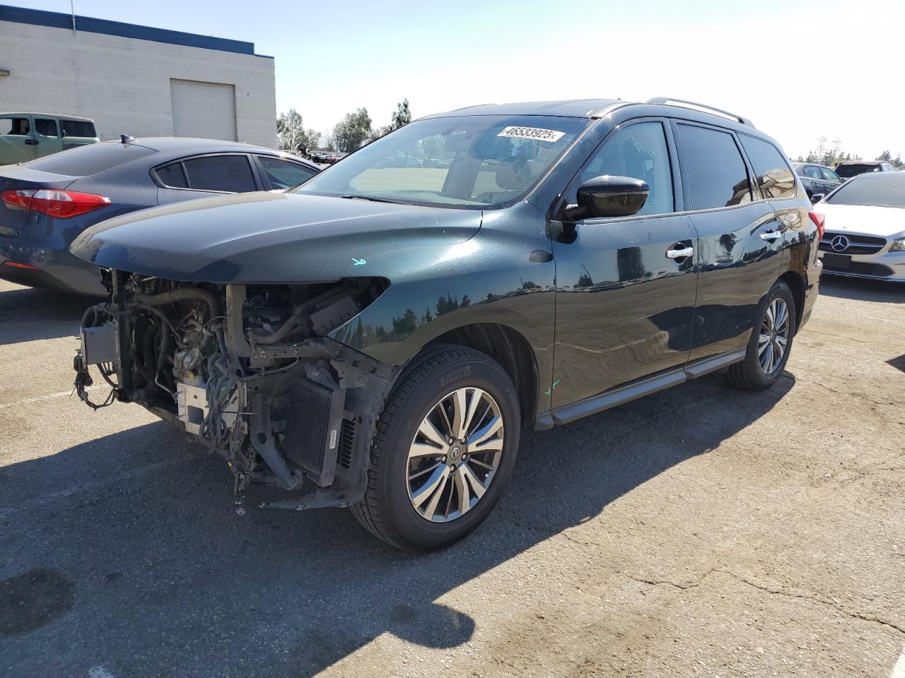 NISSAN PATHFINDER 2019