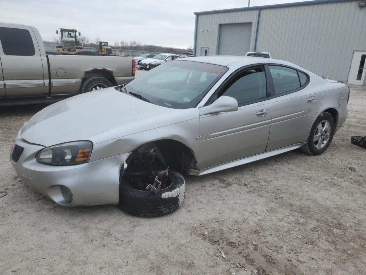 PONTIAC GRAND PRIX 2006