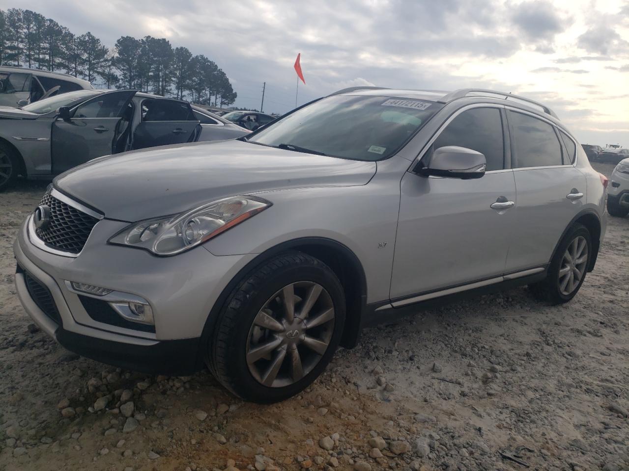 INFINITI QX50 2016