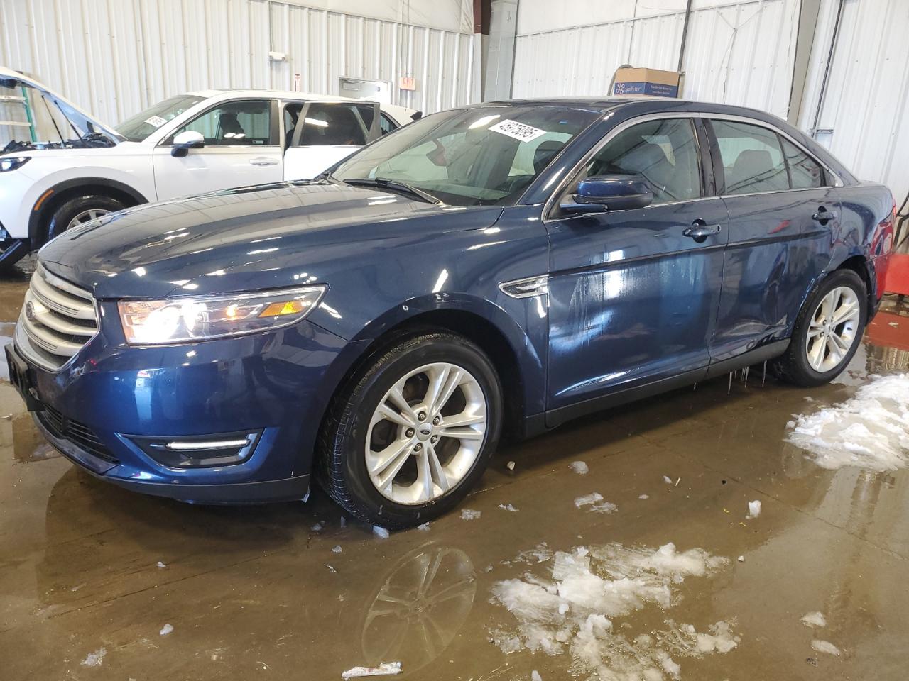 FORD TAURUS SEL 2017
