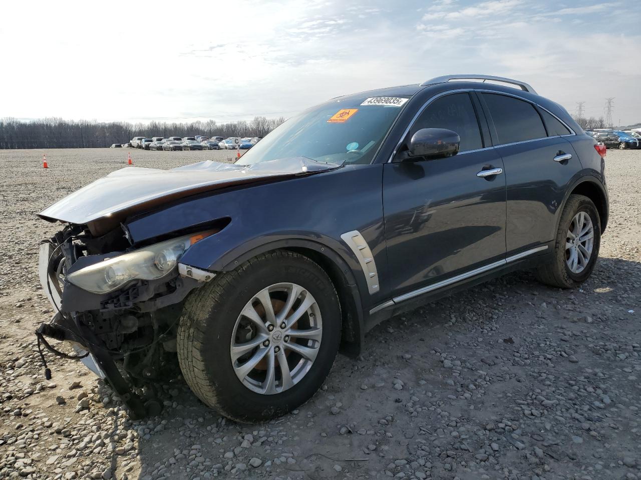 INFINITI FX35 2010