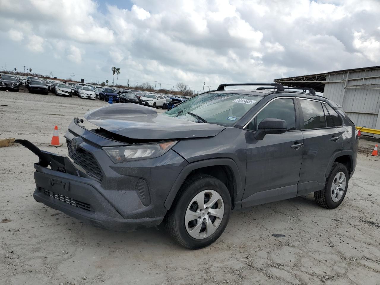 TOYOTA RAV4 LE 2019