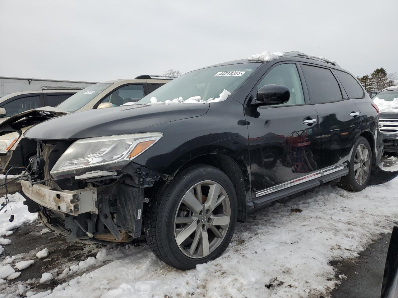 NISSAN PATHFINDER 2016