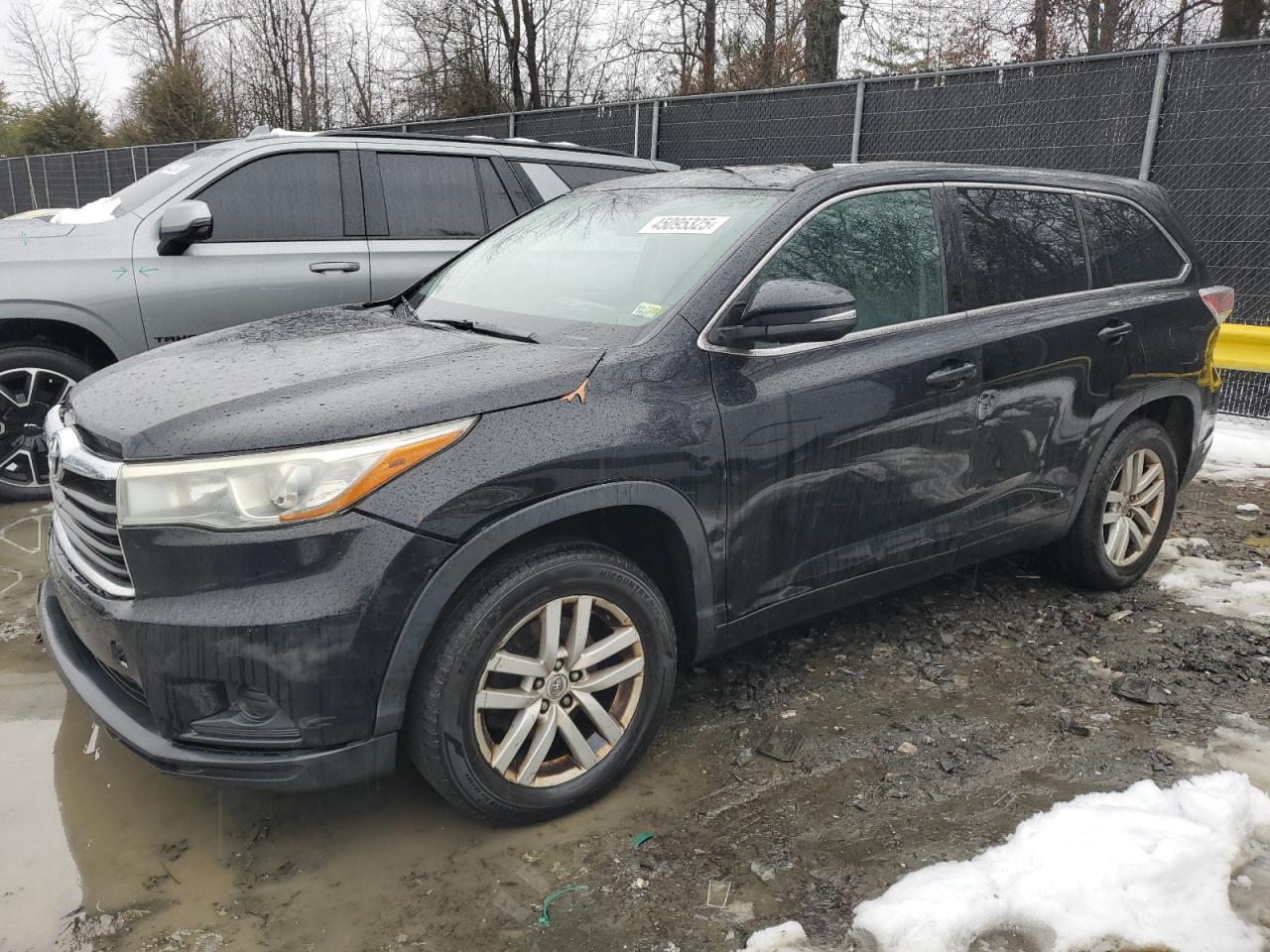 TOYOTA HIGHLANDER 2015