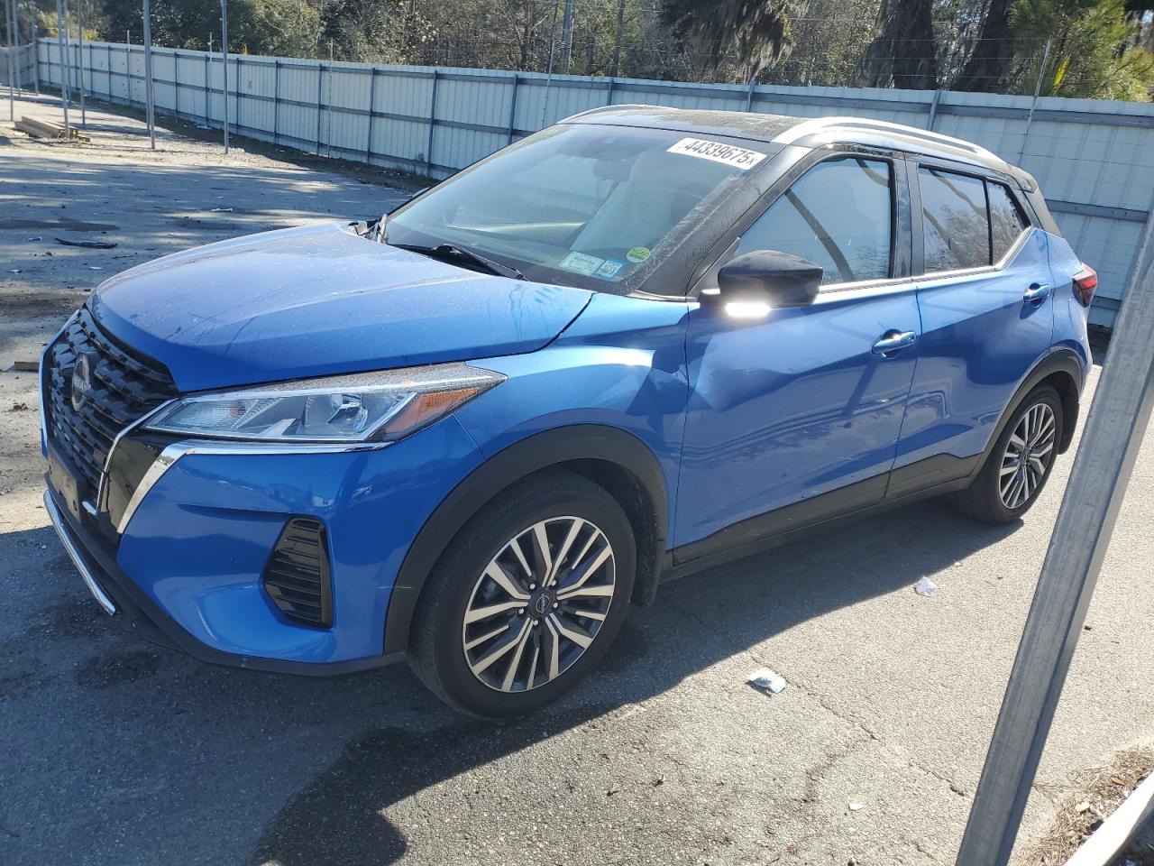 NISSAN KICKS SV 2022
