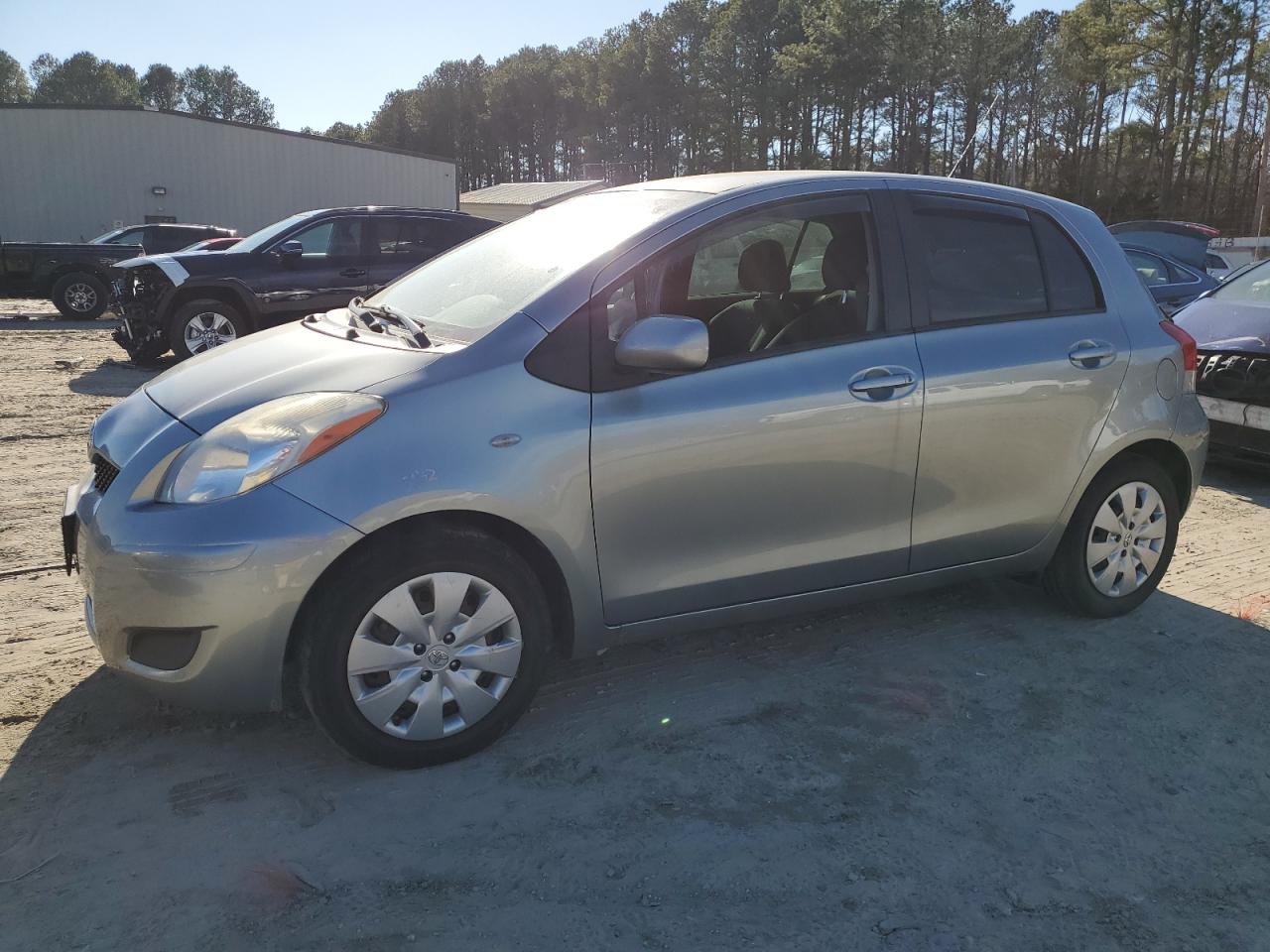 TOYOTA YARIS 2011