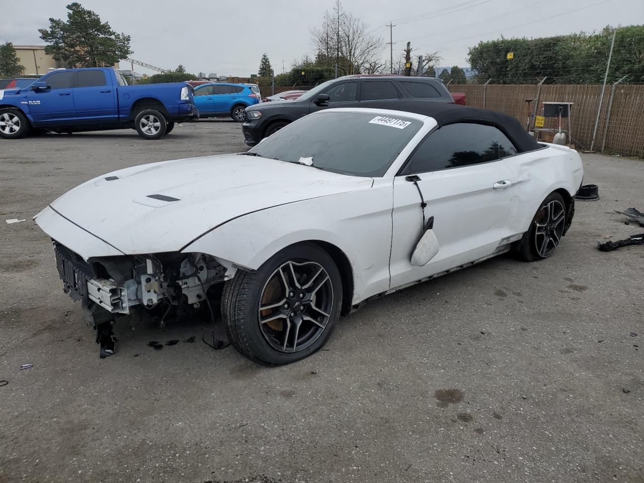 FORD MUSTANG 2020