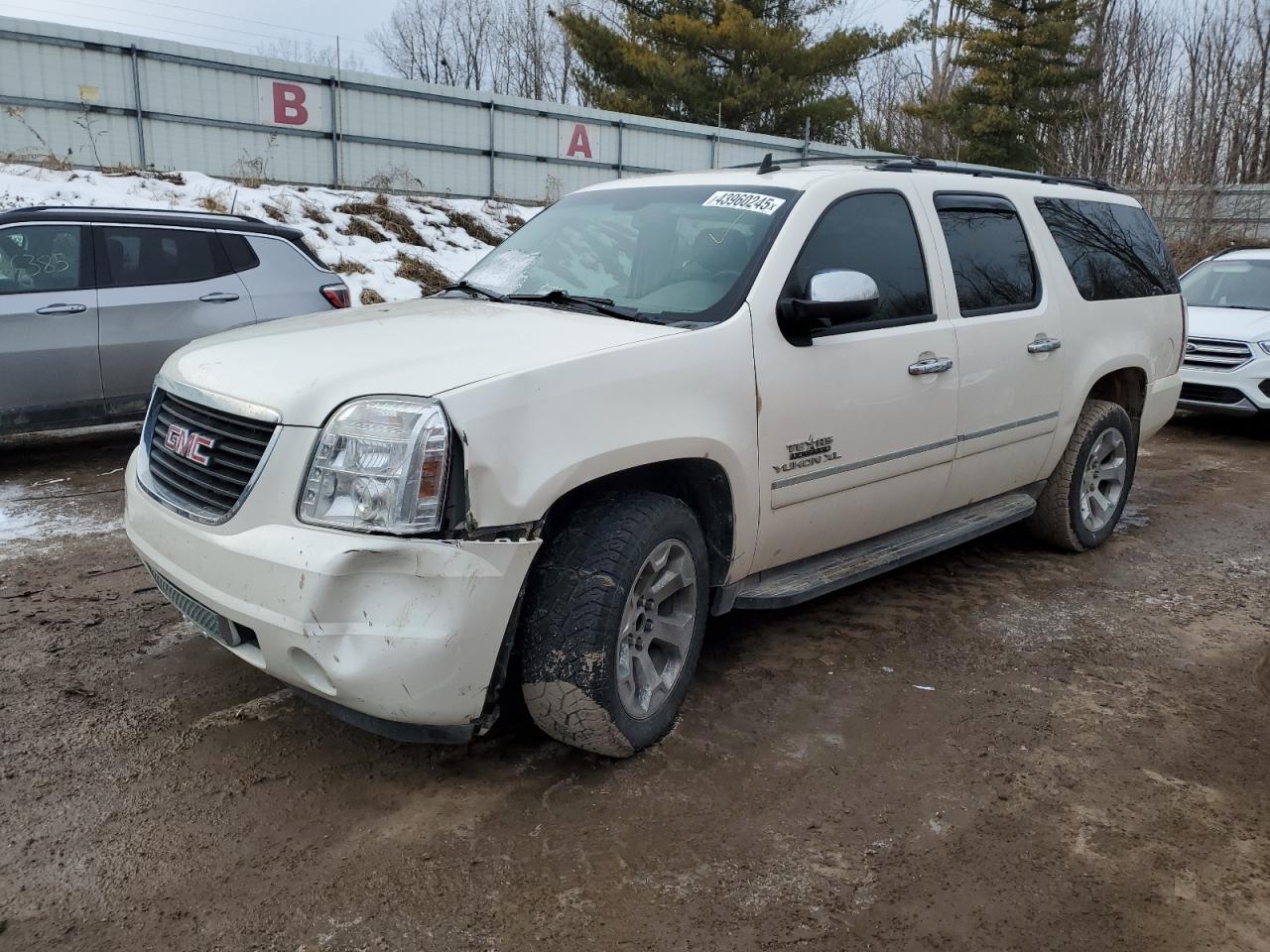 GMC YUKON XL C 2011