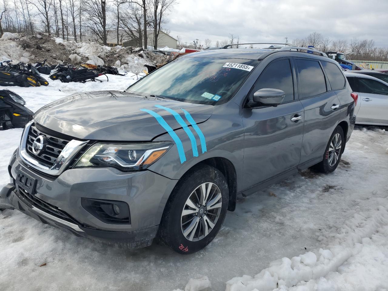 NISSAN PATHFINDER 2017
