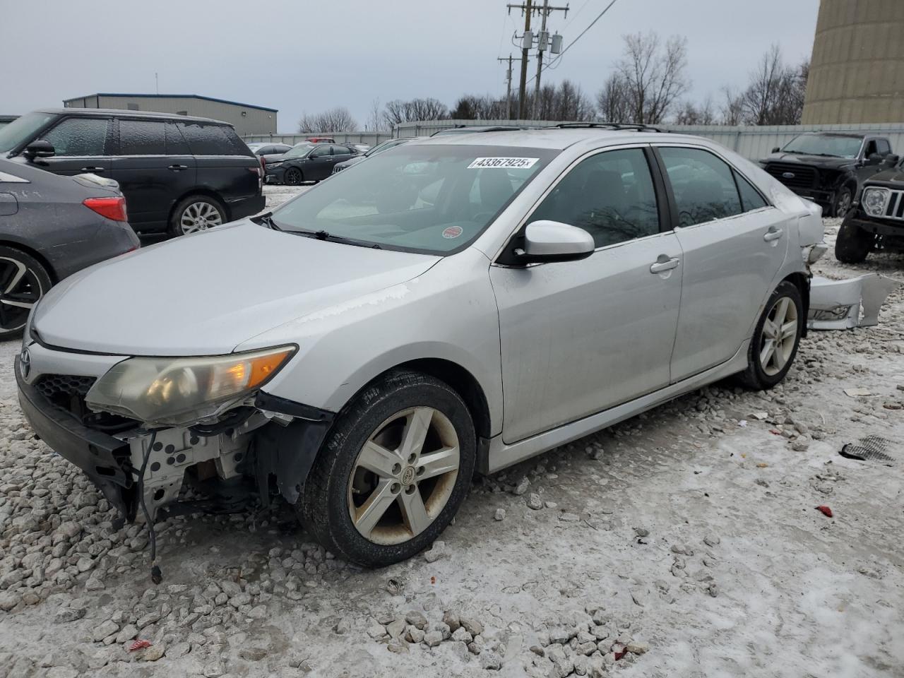 TOYOTA CAMRY L 2013