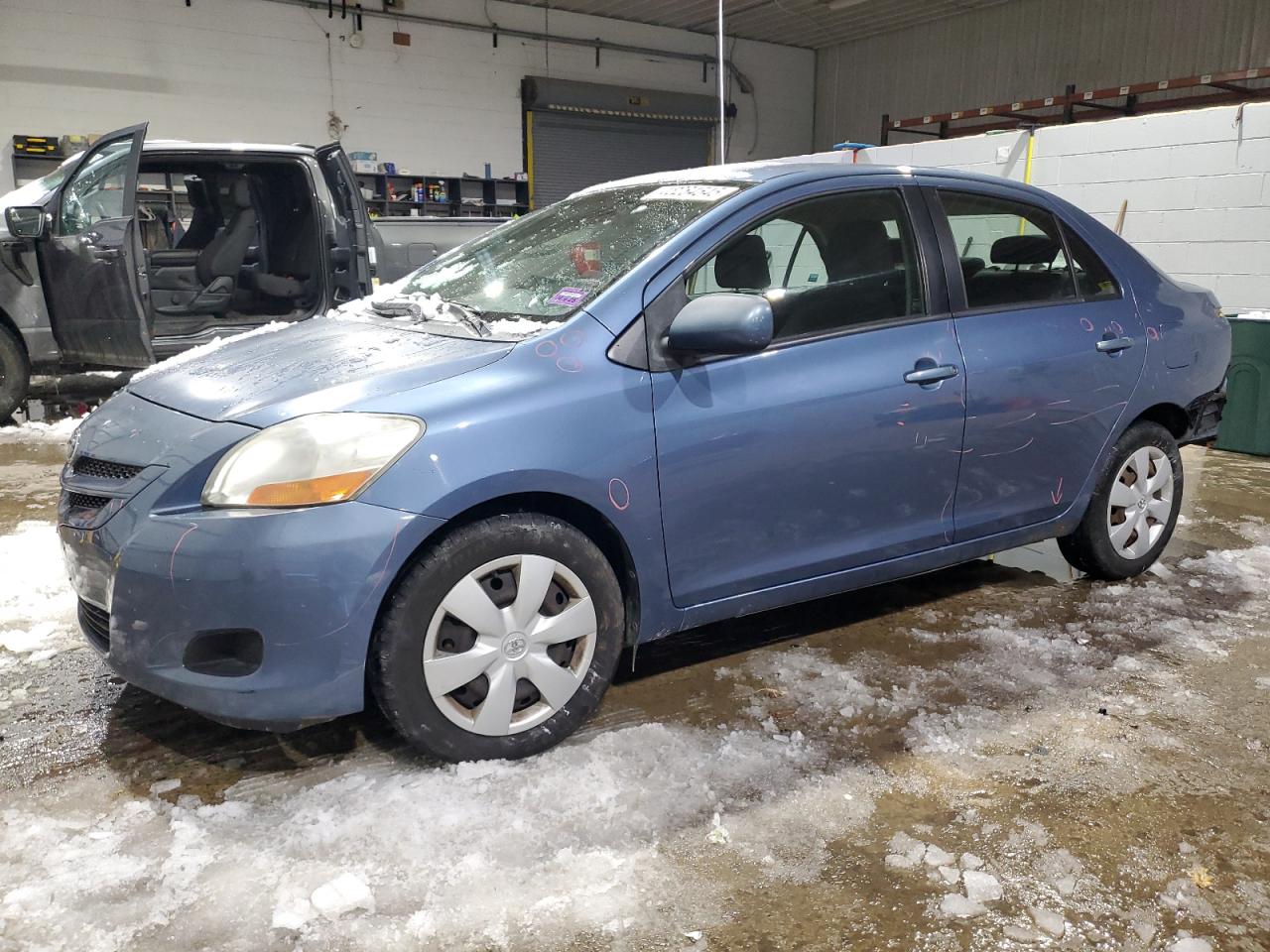 TOYOTA YARIS 2008