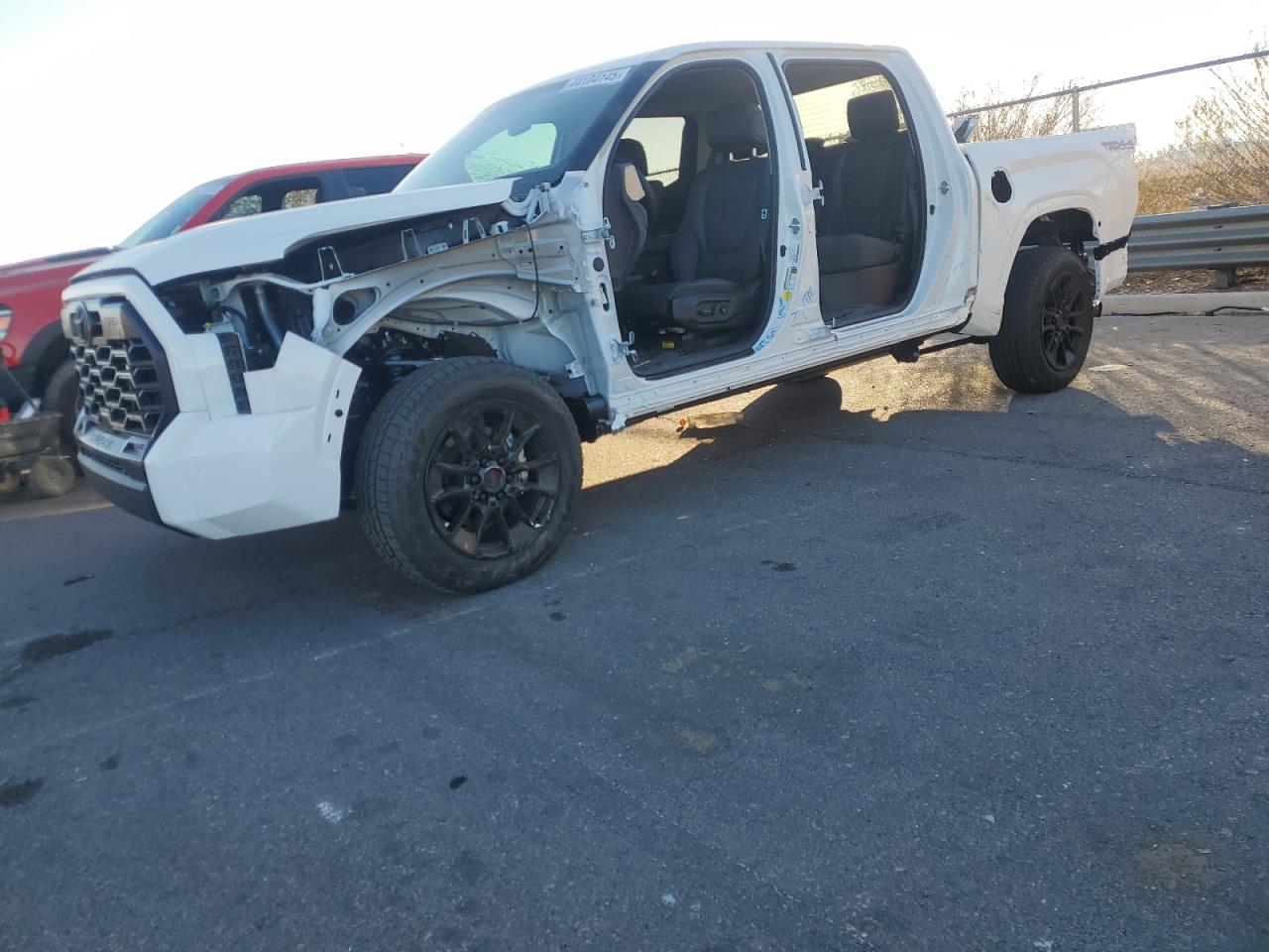 TOYOTA TUNDRA CRE 2024