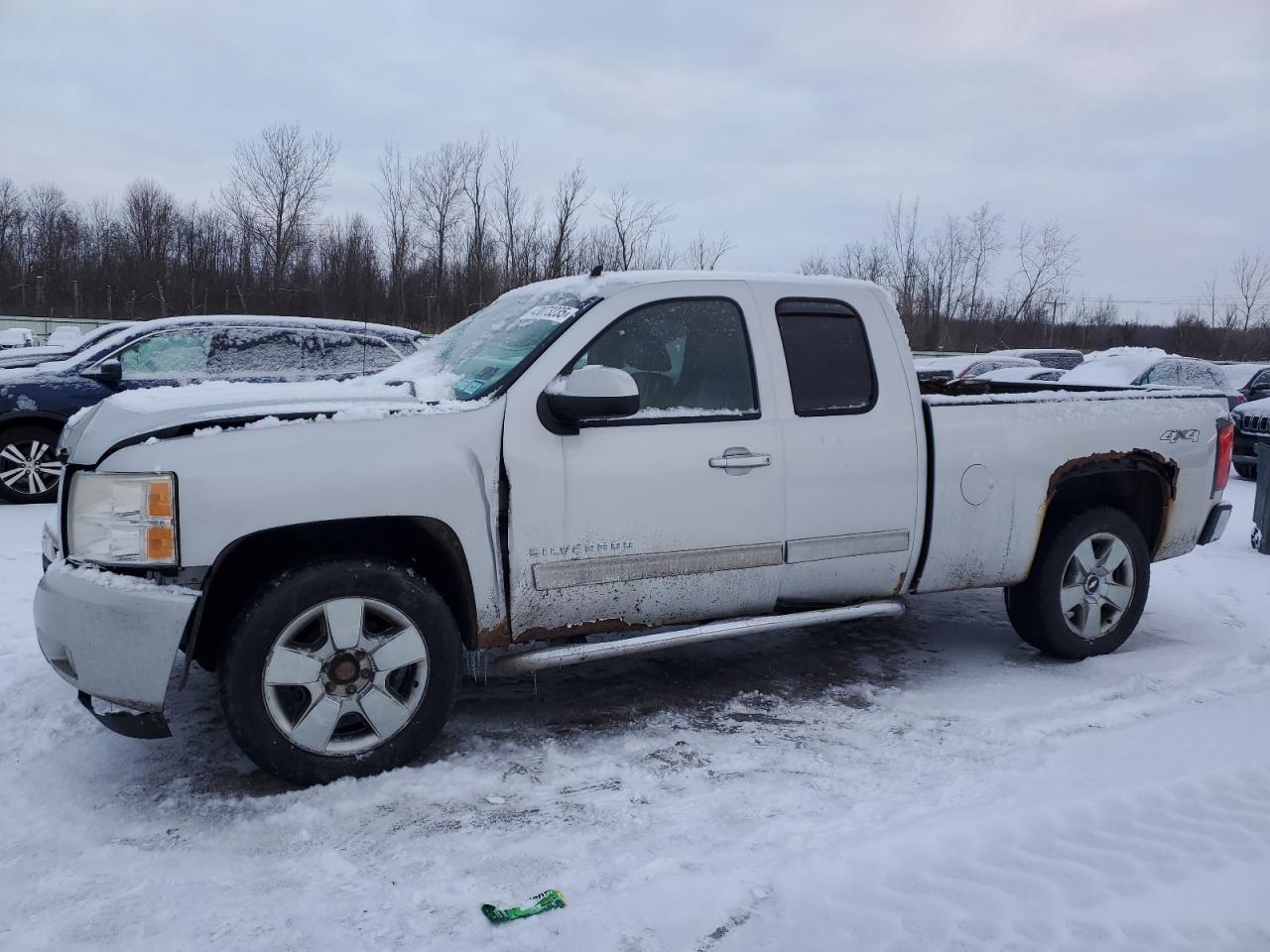 CHEVROLET SILVERADO 2011
