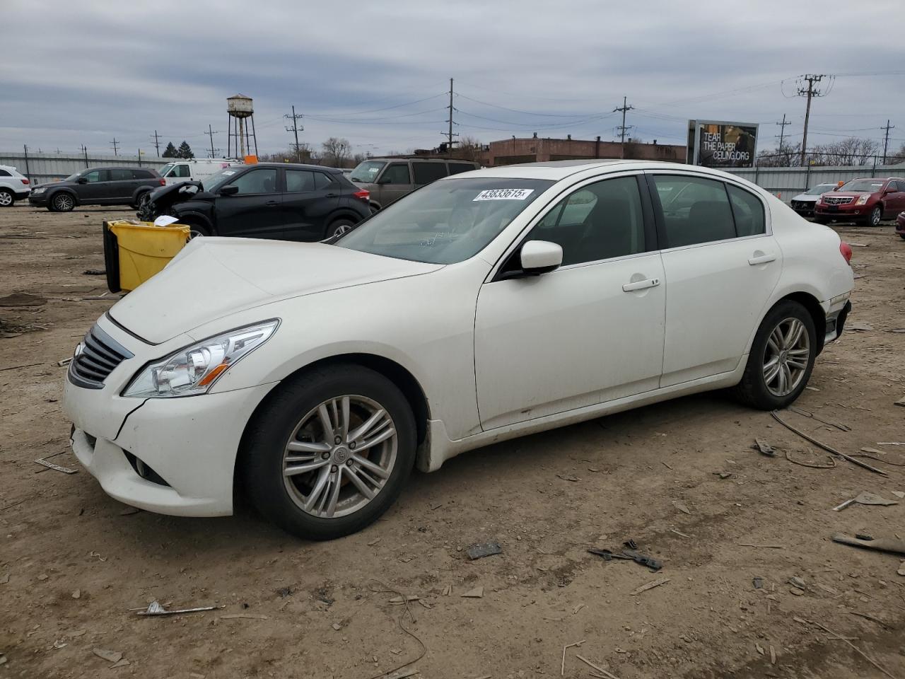 INFINITI G37 2013