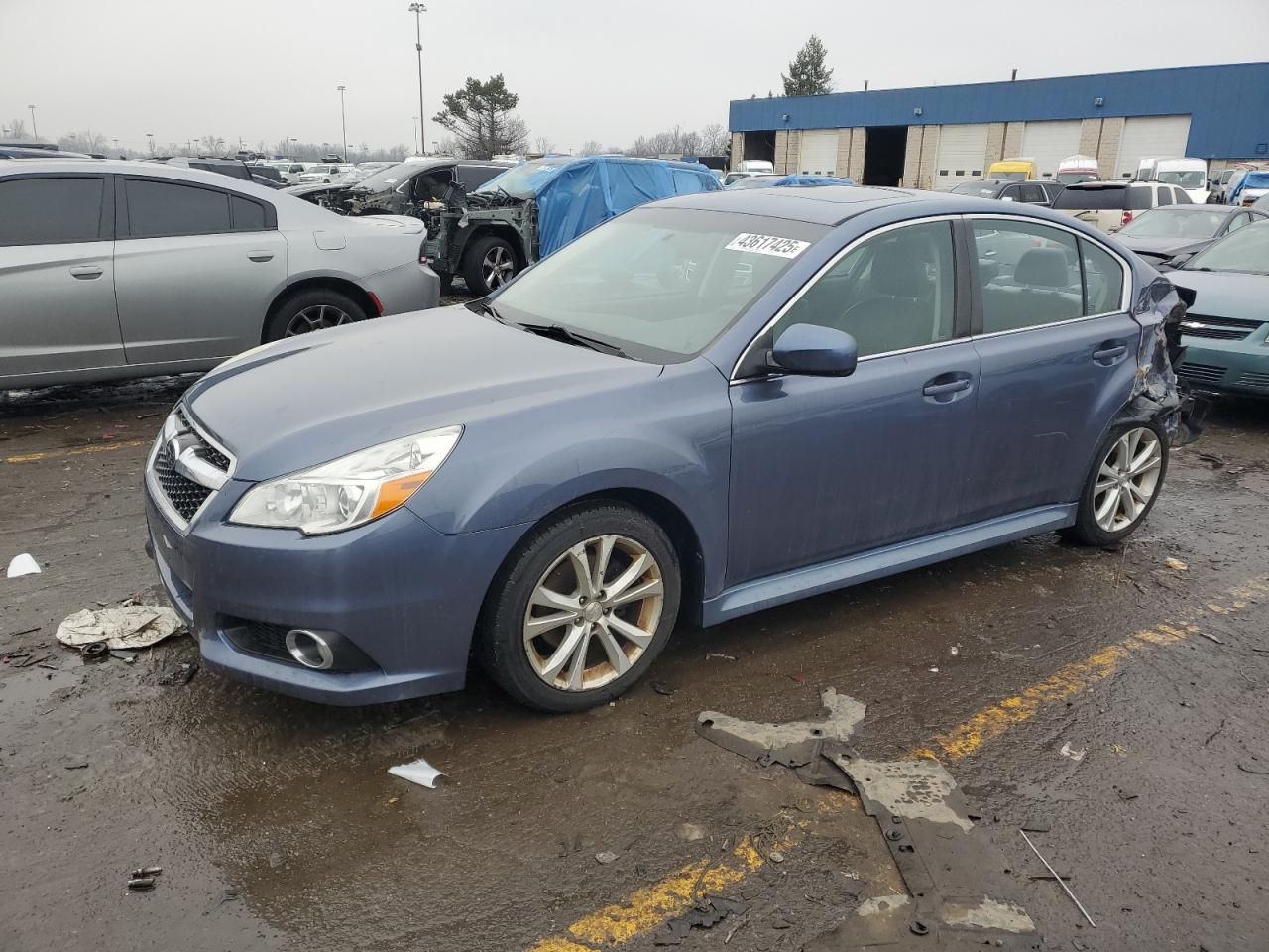 SUBARU LEGACY 2.5 2013