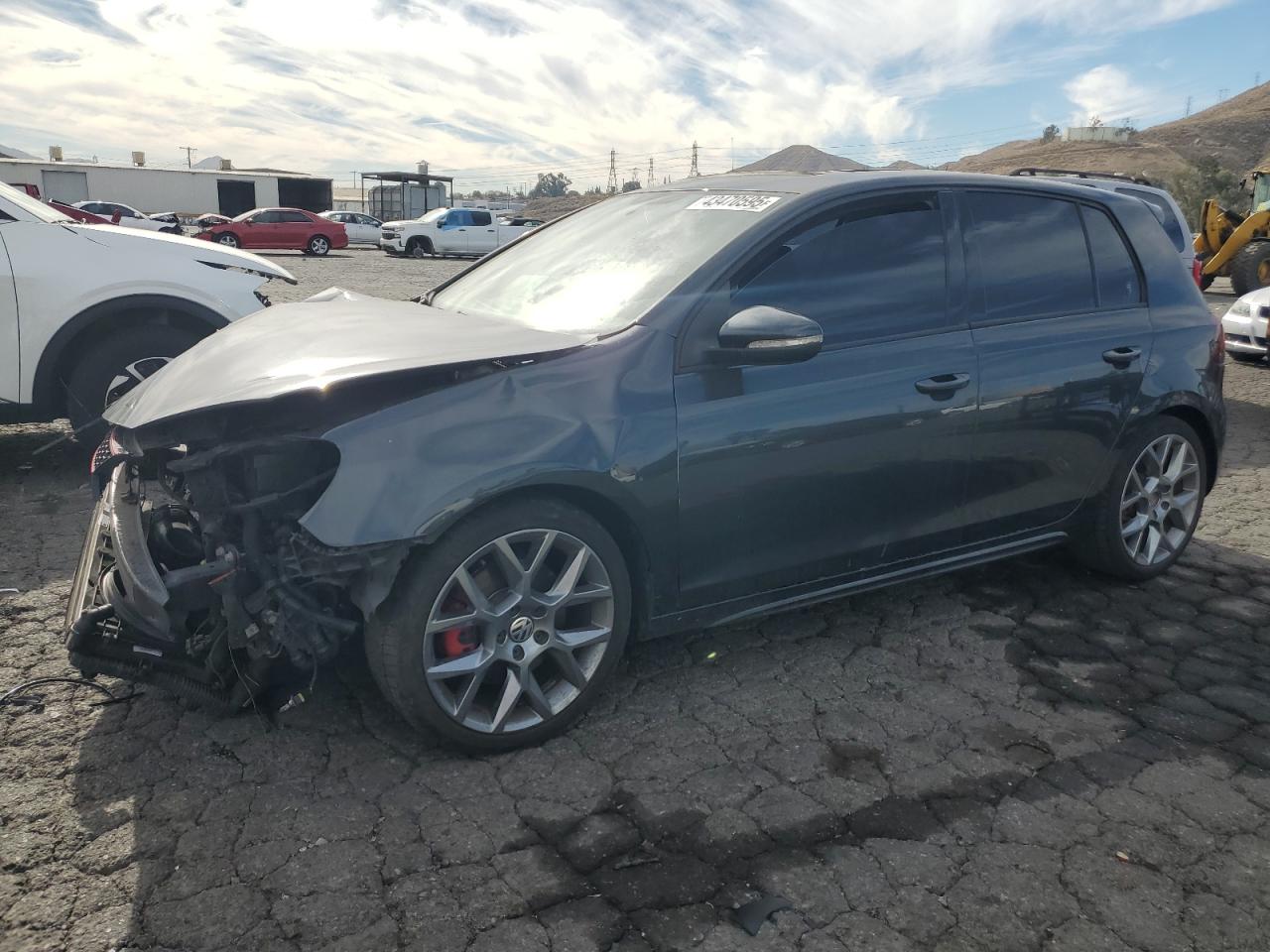 VOLKSWAGEN GTI 2013